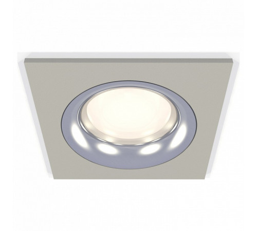 Встраиваемый светильник Ambrella Light Techno XC7633003 (C7633, N7012) Встраиваемый светильник Ambrella Light Techno XC7633003 (C7633, N7012)