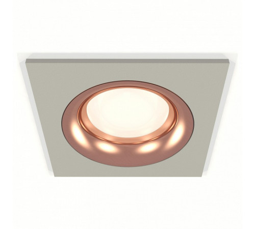 Встраиваемый светильник Ambrella Light Techno XC7633006 (C7633, N7015) Встраиваемый светильник Ambrella Light Techno XC7633006 (C7633, N7015)