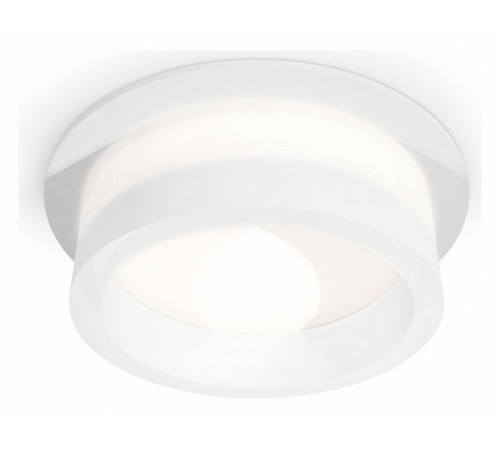 Встраиваемый светильник Ambrella Light Techno Spot XC8050015 (C8050, N8401) Встраиваемый светильник Ambrella Light Techno Spot XC8050015 (C8050, N8401)