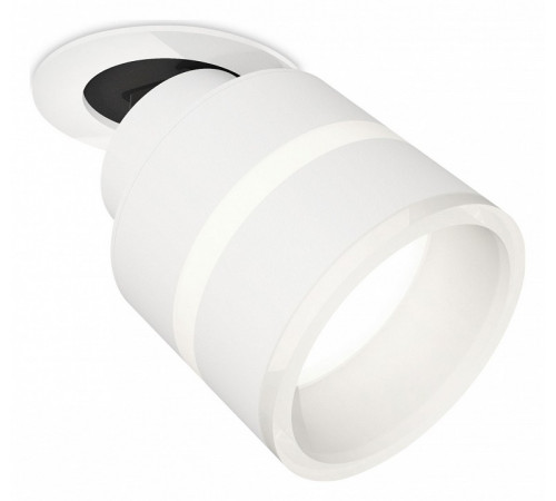 Спот Ambrella Light Techno Spot XM8101524 (A2241, A2105, C8101, N8444) Спот Ambrella Light Techno Spot XM8101524 (A2241, A2105, C8101, N8444)