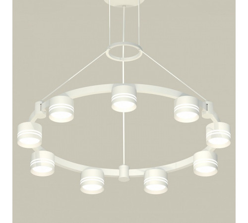 Подвесная люстра Ambrella Light Traditional (A9203, C9241, N8477) XR92031903 Подвесная люстра Ambrella Light Traditional (A9203, C9241, N8477) XR92031903