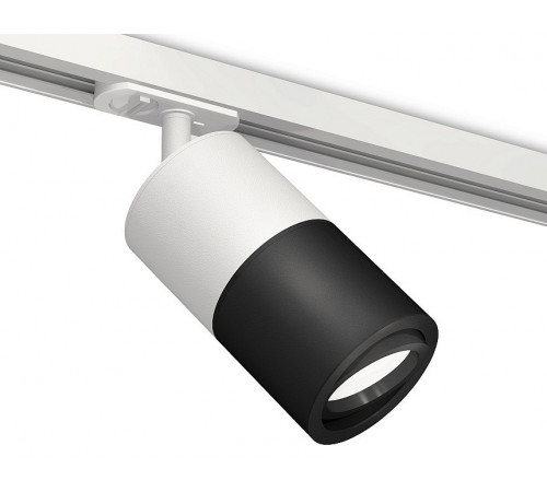 Комплект трекового светильника Ambrella Light Track System XT7402002 (A2536, C7401, A2071, C7402, N7002) Комплект трекового светильника Ambrella Light Track System XT7402002 (A2536, C7401, A2071, C7402, N7002)