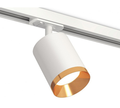 Комплект трекового светильника Ambrella Light Track System XT7421004 (A2536, C7421, N7034) Комплект трекового светильника Ambrella Light Track System XT7421004 (A2536, C7421, N7034)