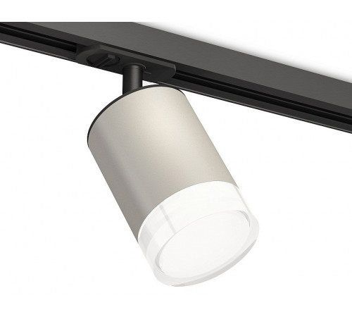 Комплект трекового светильника Ambrella Light Track System XT7423020 (A2537, C7423, N7160) Комплект трекового светильника Ambrella Light Track System XT7423020 (A2537, C7423, N7160)