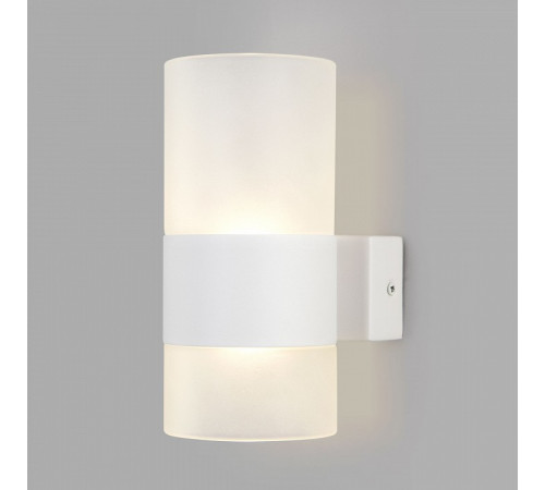 Настенный светильник Eurosvet Watford 40021/1 LED белый/матовый a062087 Настенный светильник Eurosvet Watford 40021/1 LED белый/матовый a062087