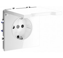 Розетка с защитными шторками и крышкой Voltum S70 VLS040301