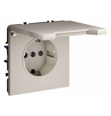 Розетка с защитными шторками и крышкой Voltum S70 VLS040303