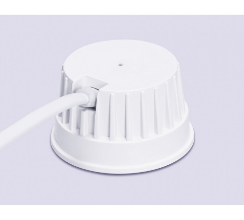 Лампа светодиодная Ambrella light MR16-PR 6W 4200K прозрачная 207412 Лампа светодиодная Ambrella light MR16-PR 6W 4200K прозрачная 207412