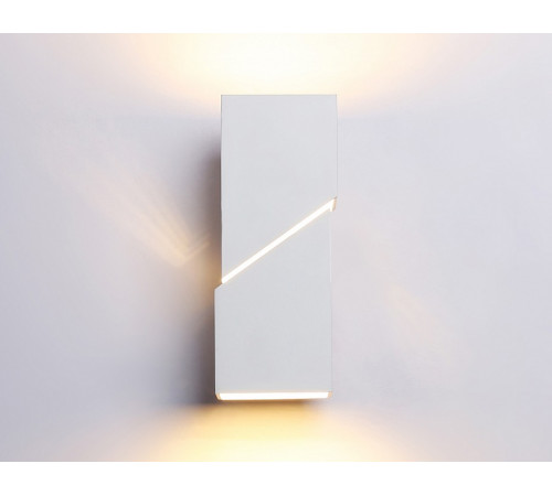Настенный светильник Ambrella Light Wall FW2474 Настенный светильник Ambrella Light Wall FW2474