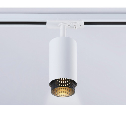 Трековый однофазный светильник Ambrella Light Track System GL5161 Трековый однофазный светильник Ambrella Light Track System GL5161