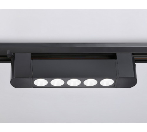 Трековый однофазный светильник Ambrella Light Track system GL6703 Трековый однофазный светильник Ambrella Light Track system GL6703