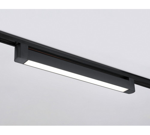 Трековый однофазный светильник Ambrella Light Track system GL6739