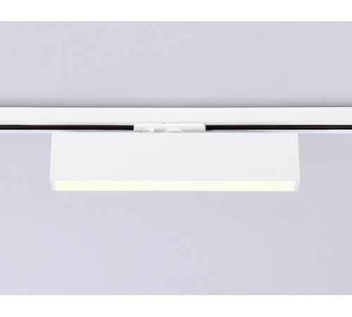 Трековый однофазный светильник Ambrella Light Track System GL6761 Трековый однофазный светильник Ambrella Light Track System GL6761