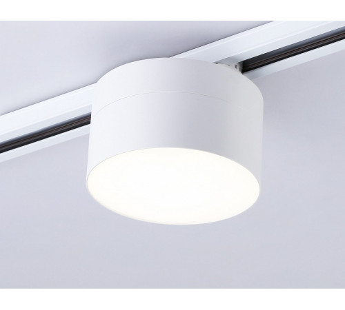 Трековый однофазный светильник Ambrella Light Track System GL6872 Трековый однофазный светильник Ambrella Light Track System GL6872