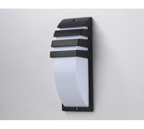 Уличный настенный светильник Ambrella Light Garden ST5202
