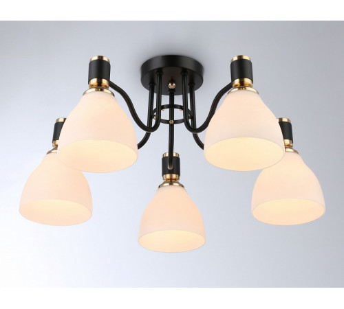 Потолочная люстра Ambrella Light Modern TR303307