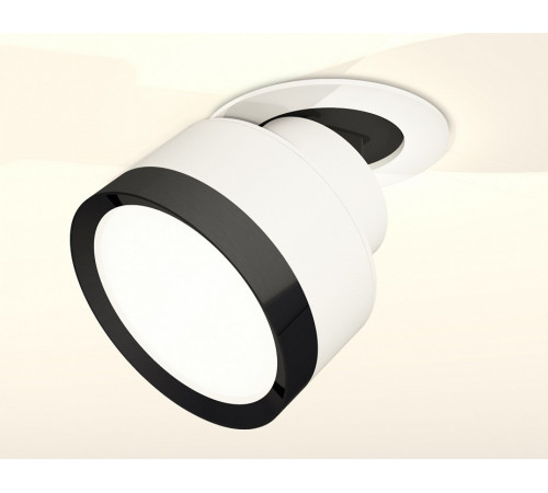 Спот Ambrella Light Techno Spot XM8101501 (A2241, A2105, C8101, N8113) Спот Ambrella Light Techno Spot XM8101501 (A2241, A2105, C8101, N8113)