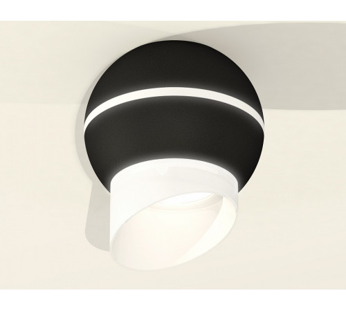 Накладной светильник с дополнительной подсветкой Ambrella Light Techno XS1102043 (C1102, N7175) Накладной светильник с дополнительной подсветкой Ambrella Light Techno XS1102043 (C1102, N7175)