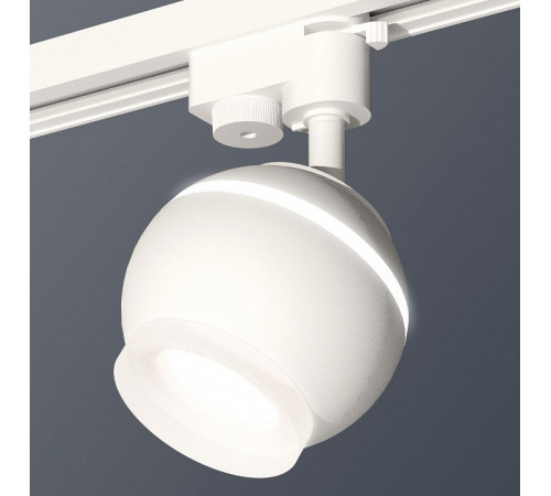 Трековый однофазный светильник Ambrella Light Track System XT1101071 (A2520, C1101, N7165)