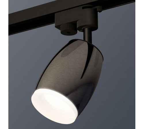 Трековый однофазный светильник Ambrella Light Track System XT1123013 (A2521, C1123, N7165) Трековый однофазный светильник Ambrella Light Track System XT1123013 (A2521, C1123, N7165)