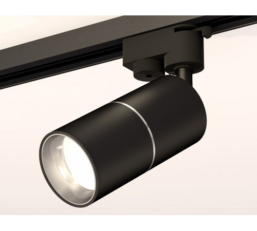 Трековый однофазный светильник Ambrella Light Track System XT6302001 (A2521, C6302, A2060, C6302, N6112) Трековый однофазный светильник Ambrella Light Track System XT6302001 (A2521, C6302, A2060, C6302, N6112)