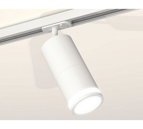 Комплект трекового светильника Ambrella Light Track System XT7401090 (A2536, C7421, A2011, C7401, N7120) Комплект трекового светильника Ambrella Light Track System XT7401090 (A2536, C7421, A2011, C7401, N7120)