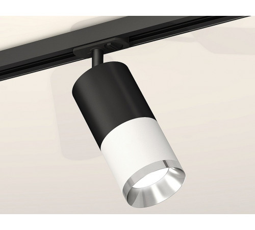 Комплект трекового светильника Ambrella Light Track System XT7401101 (A2537, C7422, A2011, C7401, N7032) Комплект трекового светильника Ambrella Light Track System XT7401101 (A2537, C7422, A2011, C7401, N7032)