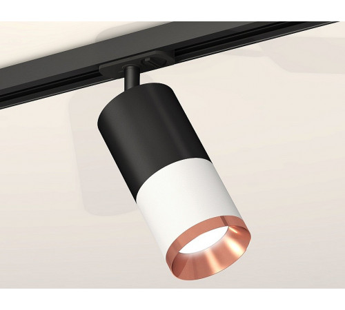 Комплект трекового светильника Ambrella Light Track System XT7401102 (A2537, C7422, A2011, C7401, N7035) Комплект трекового светильника Ambrella Light Track System XT7401102 (A2537, C7422, A2011, C7401, N7035)