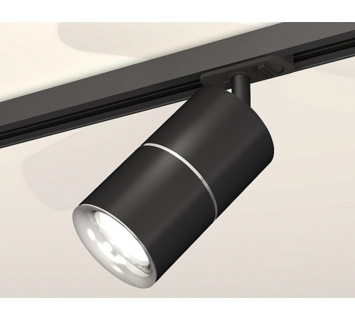 Комплект трекового светильника Ambrella Light Track System XT7402011 (A2537, C7402, A2070, C7402, N7012) Комплект трекового светильника Ambrella Light Track System XT7402011 (A2537, C7402, A2070, C7402, N7012)