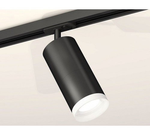 Комплект трекового светильника Ambrella Light Track System XT7402111 (A2537, C7422, A2011, C7402, N7165) Комплект трекового светильника Ambrella Light Track System XT7402111 (A2537, C7422, A2011, C7402, N7165)