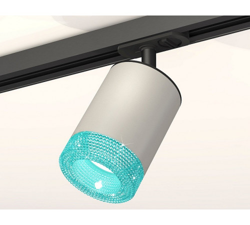 Комплект трекового светильника Ambrella Light Track System XT7423011 (A2537, C7423, N7194) Комплект трекового светильника Ambrella Light Track System XT7423011 (A2537, C7423, N7194)