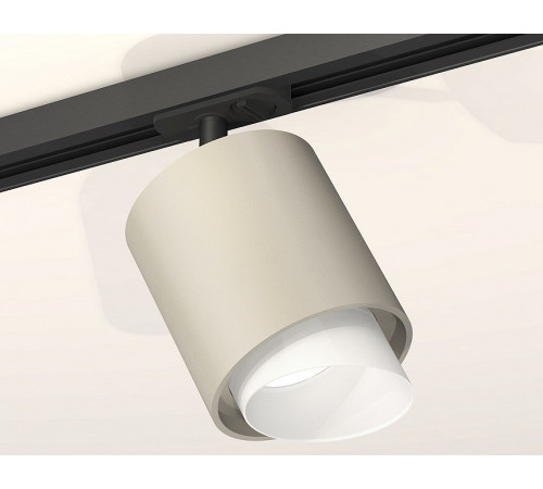 Комплект трекового светильника Ambrella Light Track System XT7724001 (A2537, C7724, N7175) Комплект трекового светильника Ambrella Light Track System XT7724001 (A2537, C7724, N7175)