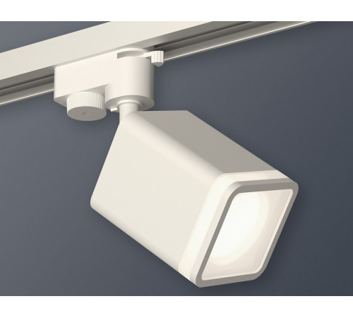 Трековый однофазный светильник Ambrella Light Track System XT7812021 (A2520, C7812, N7750)