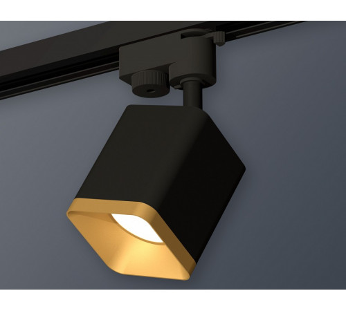 Трековый однофазный светильник Ambrella Light Track System XT7813003 (A2521, C7813, N7704)