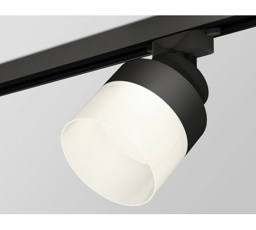 Трековый светильник Ambrella Light Track System XT8102021 (A2526, A2106, C8102, N8402)