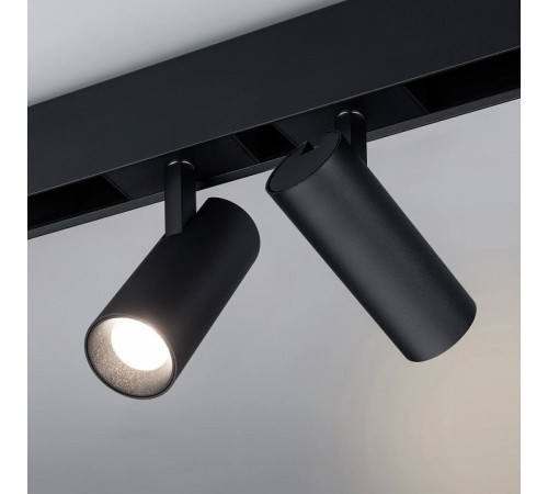 Трековый магнитный светильник Arlight MAG-SPOT-45-R85-12W Warm3000 (BK, 36 deg, 24V, DALI) 046593