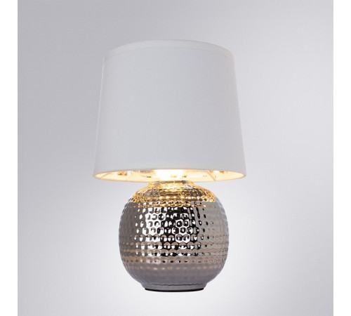 Настольная лампа Arte Lamp Merga A4001LT-1CC