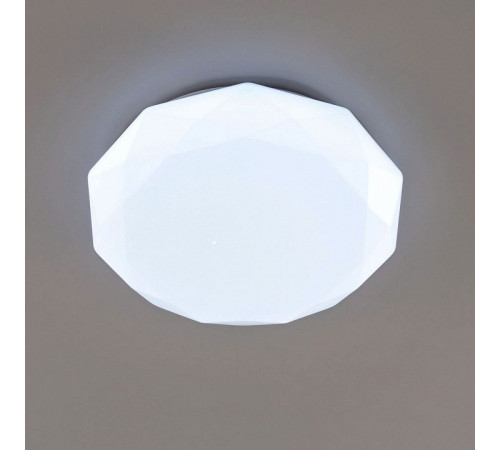 Потолочная люстра Citilux Астрон CL733330G