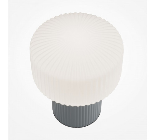 Настольная лампа Maytoni Omaggio MOD404TL-01GR Настольная лампа Maytoni Omaggio MOD404TL-01GR