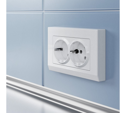 Рамка для двойной розетки Werkel Stark белый W0081801 4690389161964 Рамка для двойной розетки Werkel Stark белый W0081801 4690389161964