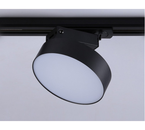 Трековый однофазный светильник Ambrella Light Track System GL6842 Трековый однофазный светильник Ambrella Light Track System GL6842