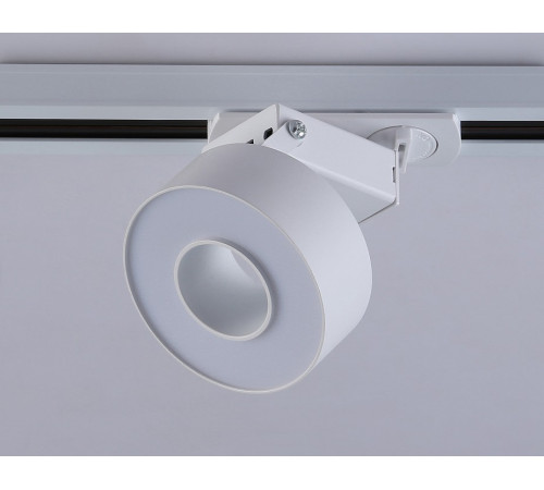 Трековый однофазный светильник Ambrella Light Track System GL6861 Трековый однофазный светильник Ambrella Light Track System GL6861