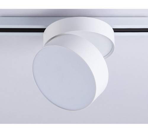 Трековый однофазный светильник Ambrella Light Track System GL6872 Трековый однофазный светильник Ambrella Light Track System GL6872