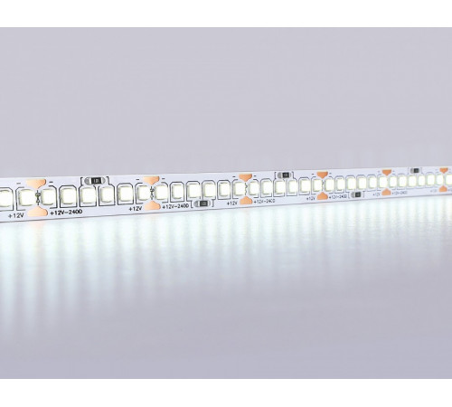 Светодиодная лента Ambrella Light LED Strip 12В 2835 17Вт/м 6500K 5м IP20 GS1403 Светодиодная лента Ambrella Light LED Strip 12В 2835 17Вт/м 6500K 5м IP20 GS1403