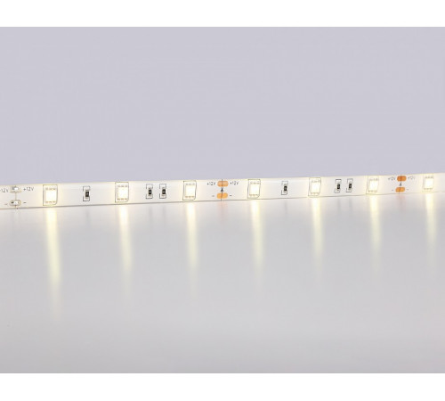 Светодиодная лента Ambrella Light LED Strip 12В 5050 7,2Вт/м 3000K 5м IP65 GS1901 Светодиодная лента Ambrella Light LED Strip 12В 5050 7,2Вт/м 3000K 5м IP65 GS1901