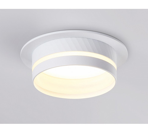 Встраиваемый светильник Ambrella Light GX53 Acrylic tech TN5218
