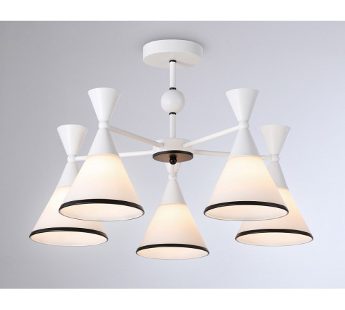 Люстра на штанге Ambrella Light Modern TR3165 Люстра на штанге Ambrella Light Modern TR3165