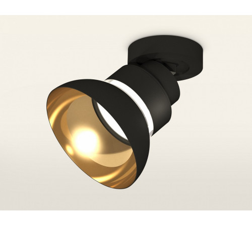 Накладной спот Ambrella Light Techno spot XM8102101 Накладной спот Ambrella Light Techno spot XM8102101