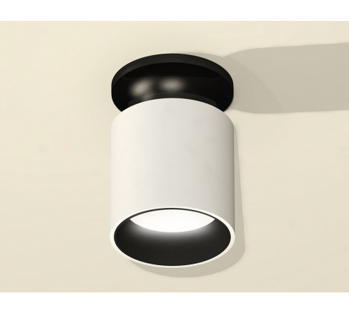 Накладной светильник Ambrella Light Techno XS6301122 (N6902, C6301, N6111)