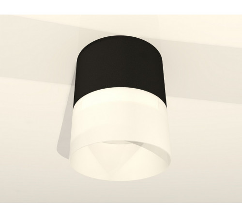 Потолочный светильник Ambrella Light Techno Spot XS8111002 (C8111, N8402) Потолочный светильник Ambrella Light Techno Spot XS8111002 (C8111, N8402)